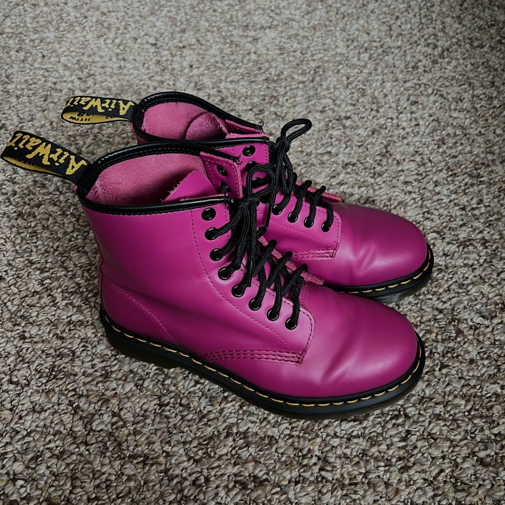 Dr. Martens 1460 Smooth Lace-Up Boots